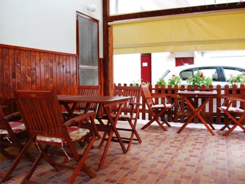 Voyager Bed & Breakfast Novi Sad Exteriör bild