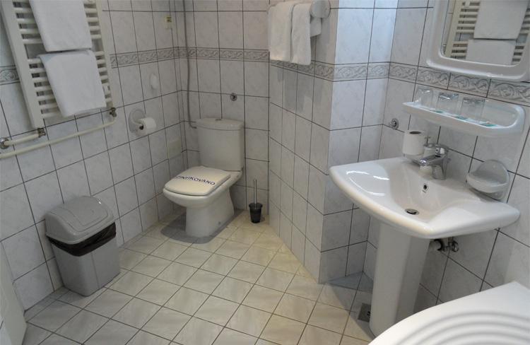Voyager Bed & Breakfast Novi Sad Exteriör bild